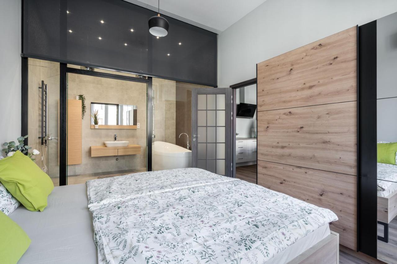 Buenos Boutique - A/C, 2 Bathrms, Amazing View Apartment Budapest Ngoại thất bức ảnh