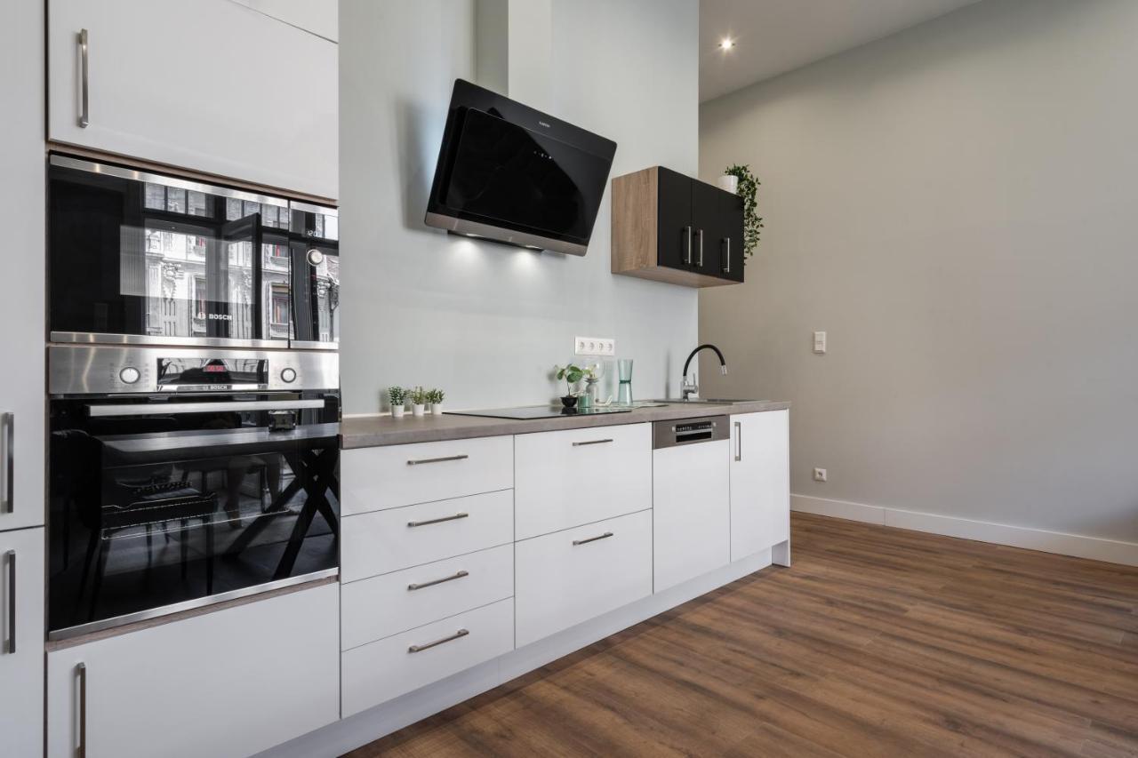 Buenos Boutique - A/C, 2 Bathrms, Amazing View Apartment Budapest Ngoại thất bức ảnh