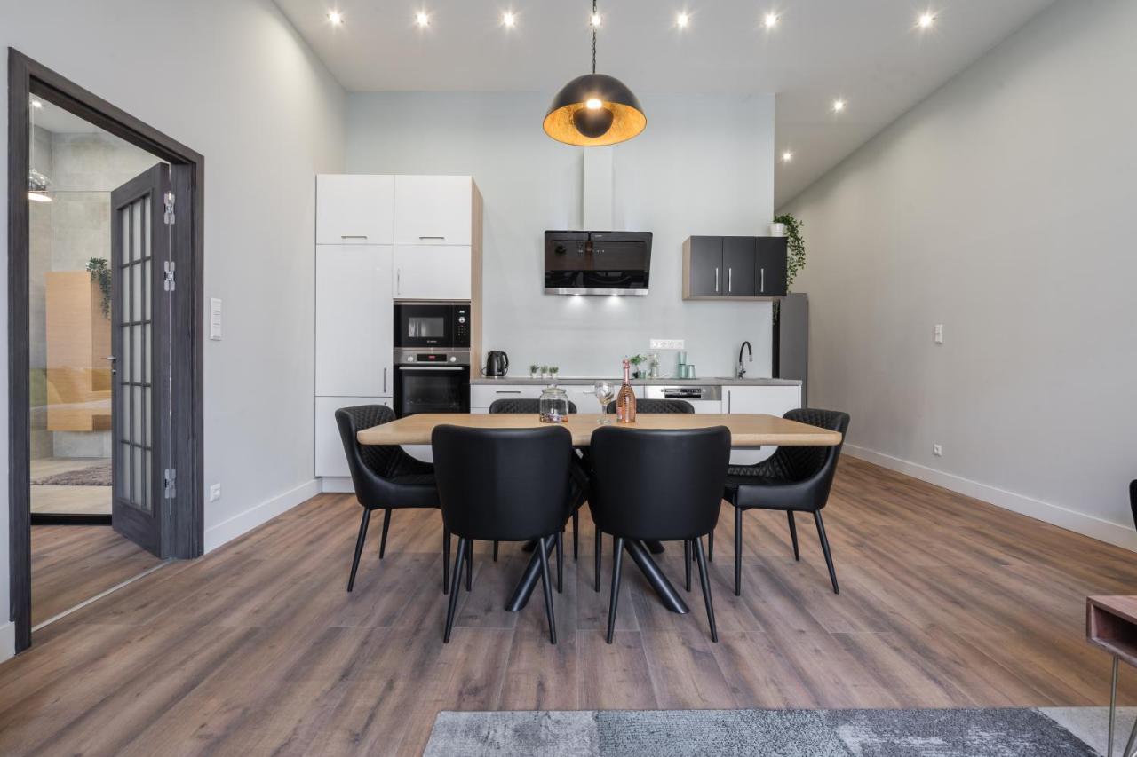 Buenos Boutique - A/C, 2 Bathrms, Amazing View Apartment Budapest Ngoại thất bức ảnh