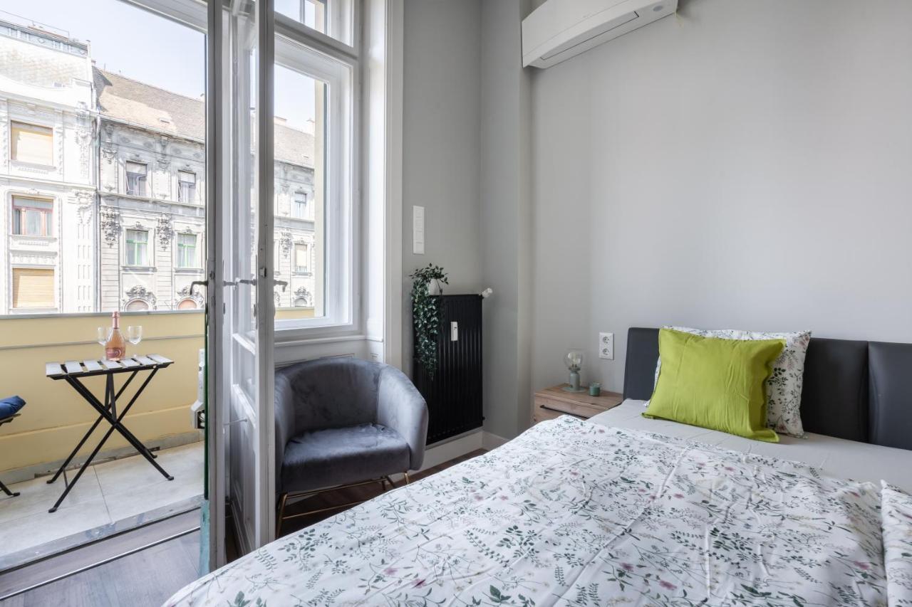 Buenos Boutique - A/C, 2 Bathrms, Amazing View Apartment Budapest Ngoại thất bức ảnh